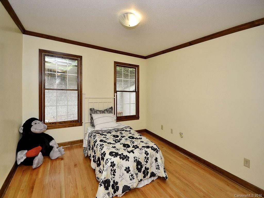 35 Oak Hollow Drive - Photo 12