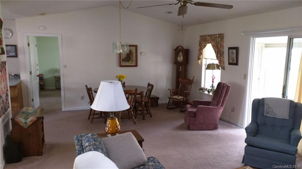 404 Woodfield Court #Lot 6 - Photo 5