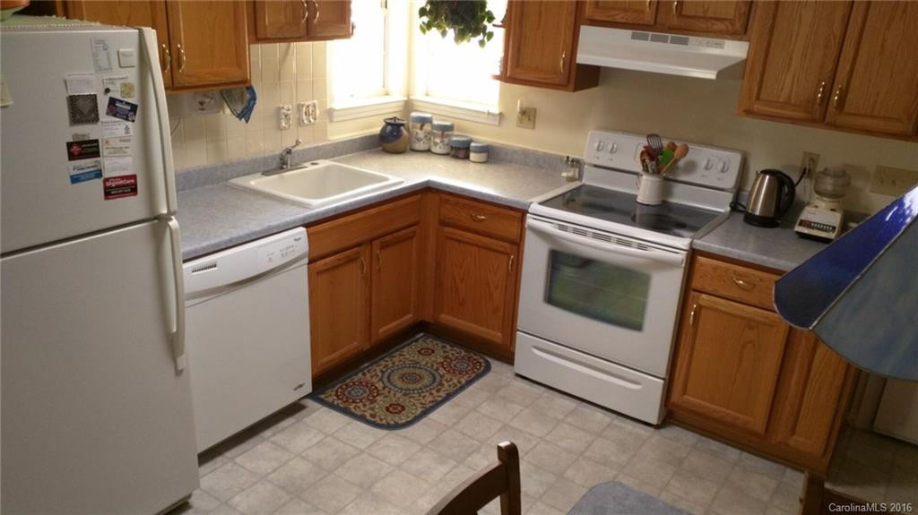 404 Woodfield Court #Lot 6 - Photo 6