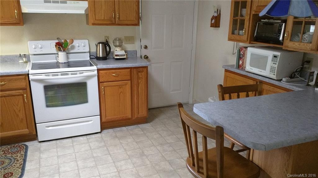 404 Woodfield Court #Lot 6 - Photo 7