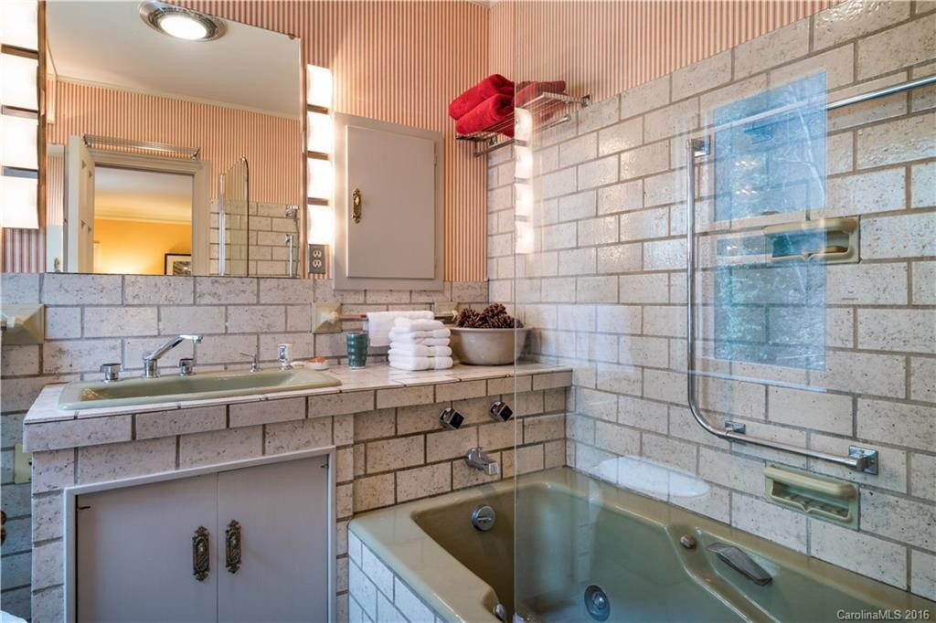 185 Macon Avenue #B10 - Photo 16