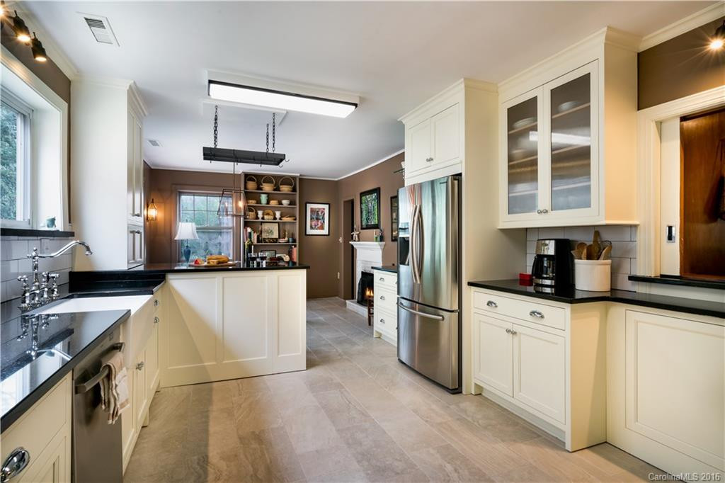 185 Macon Avenue #B10 - Photo 9