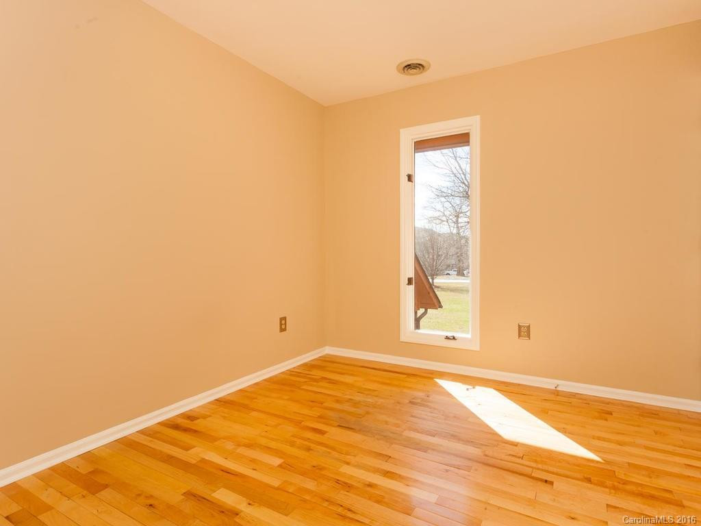 37 Village Drive - Photo 15