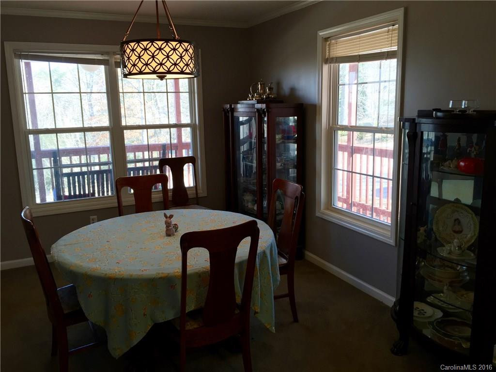 124 Maple Ridge Drive - Photo 8