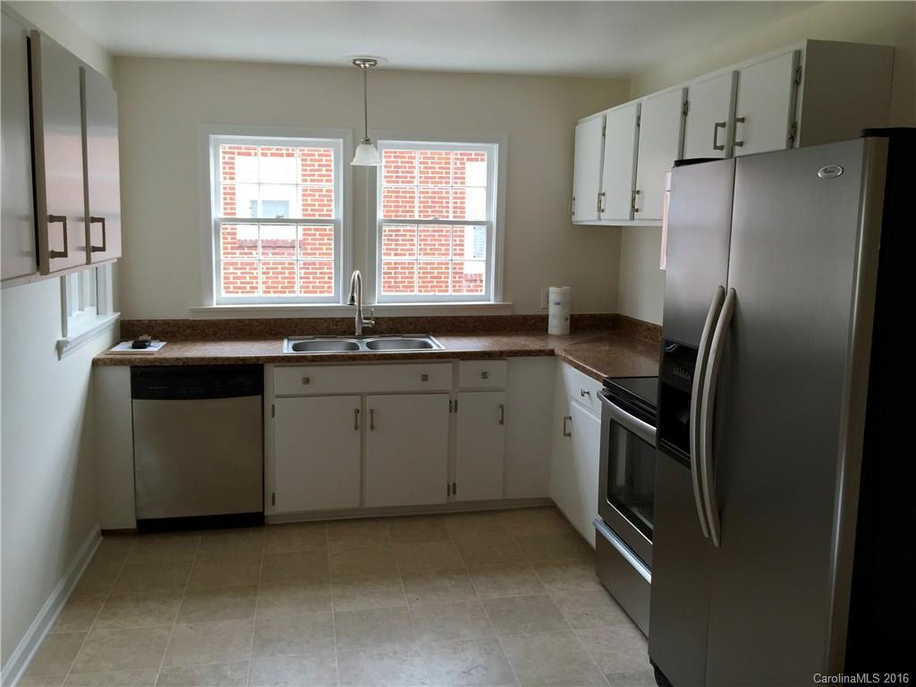 342 Oak Street - Photo 5