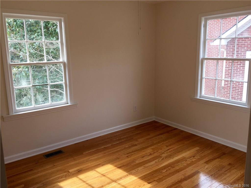342 Oak Street - Photo 7