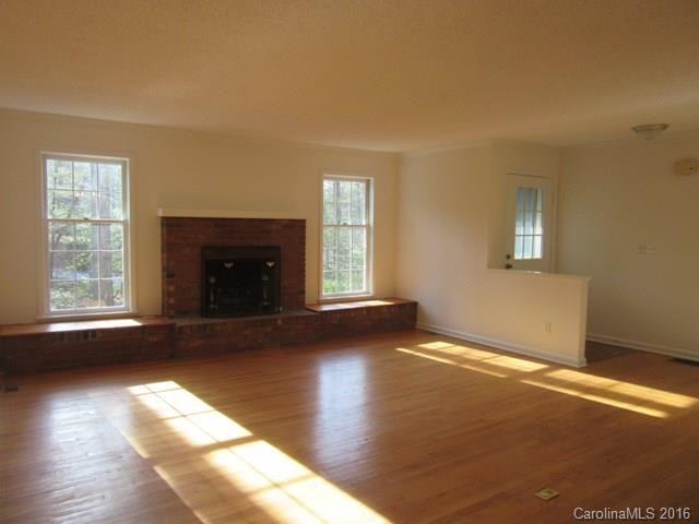 188 Haywood Knolls Drive #201 - Photo 2
