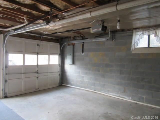 188 Haywood Knolls Drive #201 - Photo 18