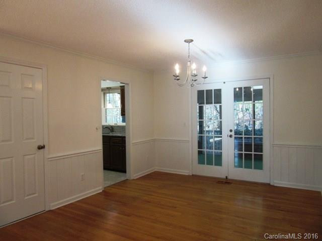 188 Haywood Knolls Drive #201 - Photo 3