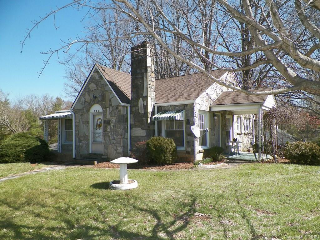 943 Tunnel Road