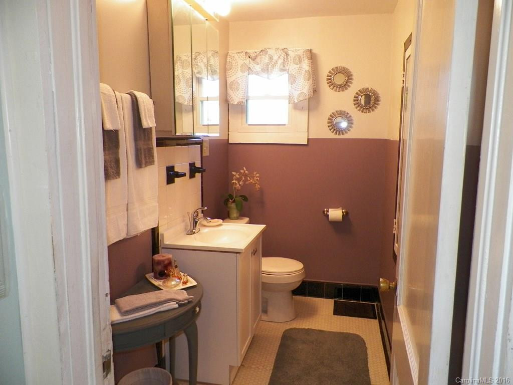 943 Tunnel Road - Photo 11