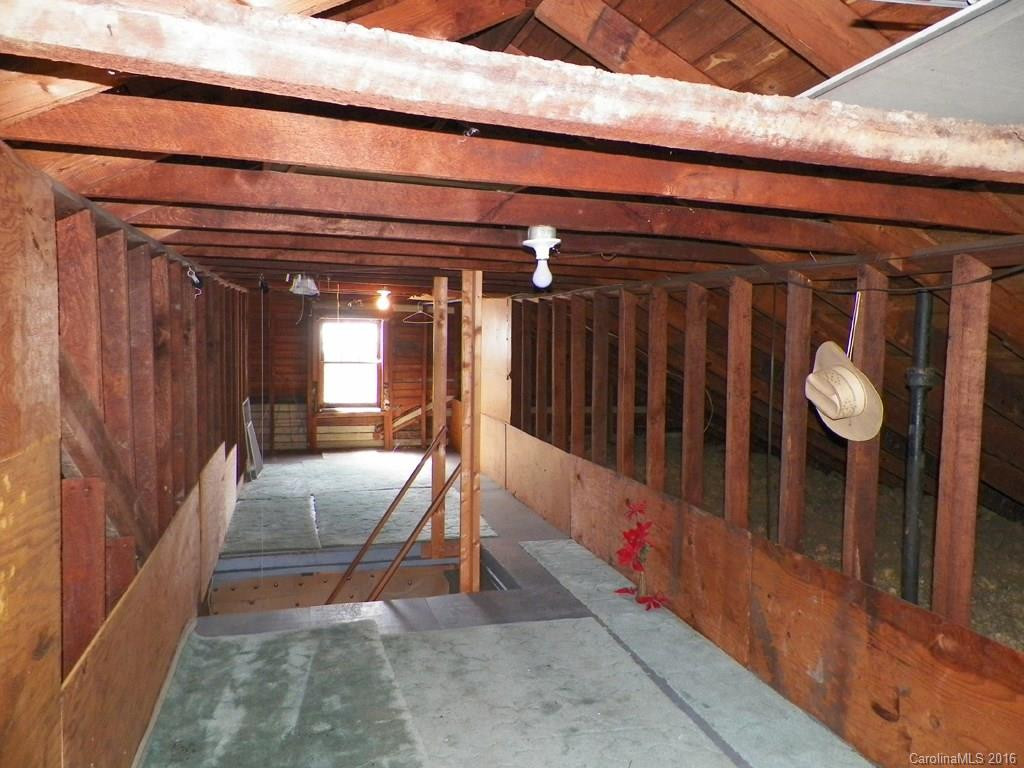 943 Tunnel Road - Photo 12