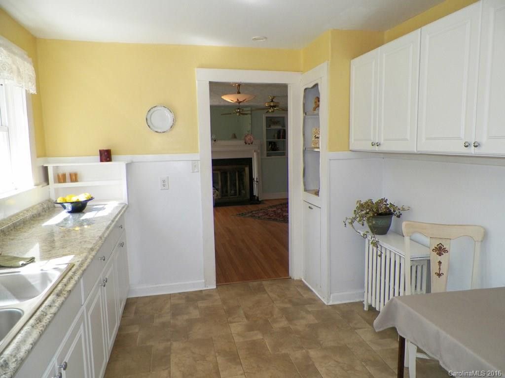 943 Tunnel Road - Photo 5