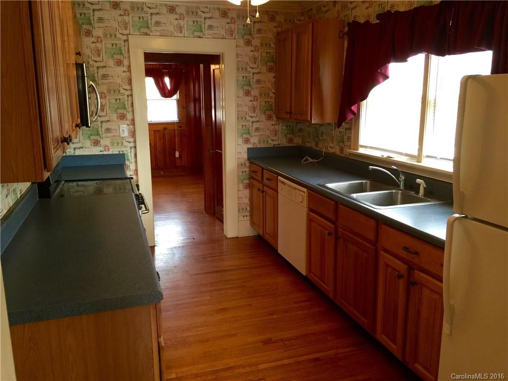 321 Oak Street - Photo 5