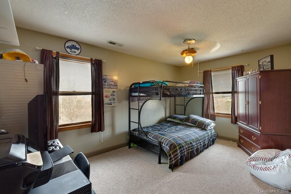 1318 Alexander Road - Photo 20