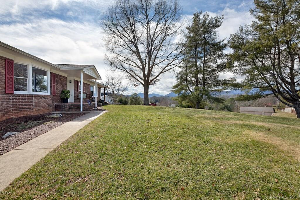 1318 Alexander Road - Photo 3