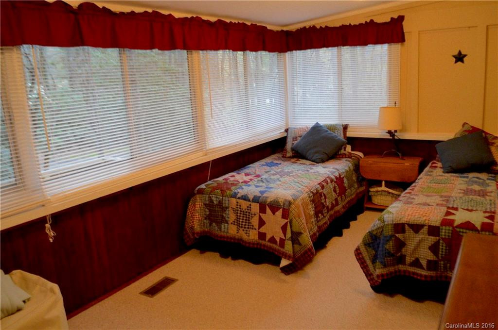 151 Lister Lane - Photo 15