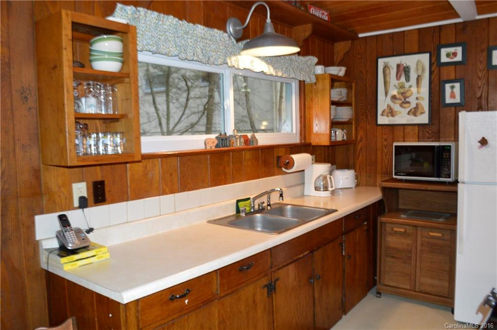 151 Lister Lane - Photo 8