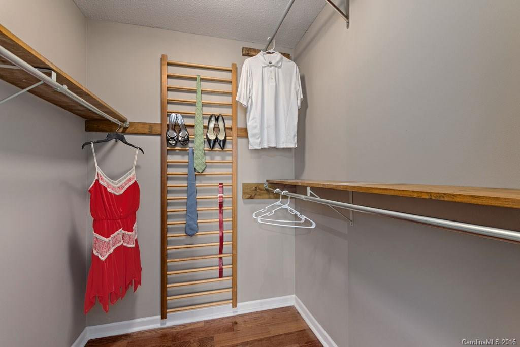 30 Hickory Hills Drive - Photo 12