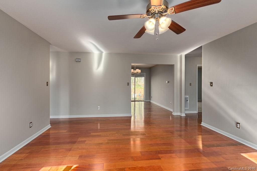 30 Hickory Hills Drive - Photo 3