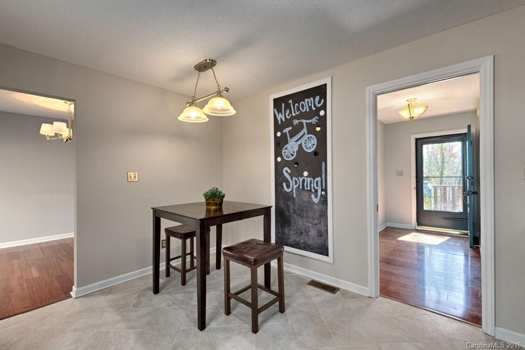 30 Hickory Hills Drive - Photo 7