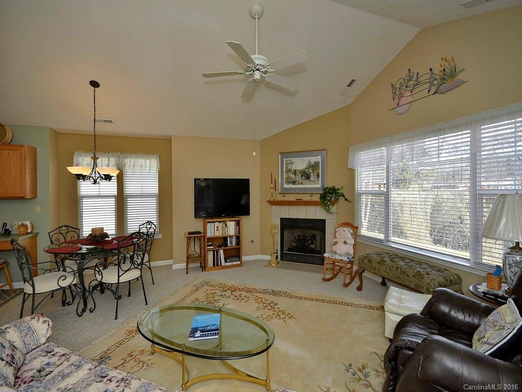 46 Gray Wolf Lane #CONDO 353 - Photo 3