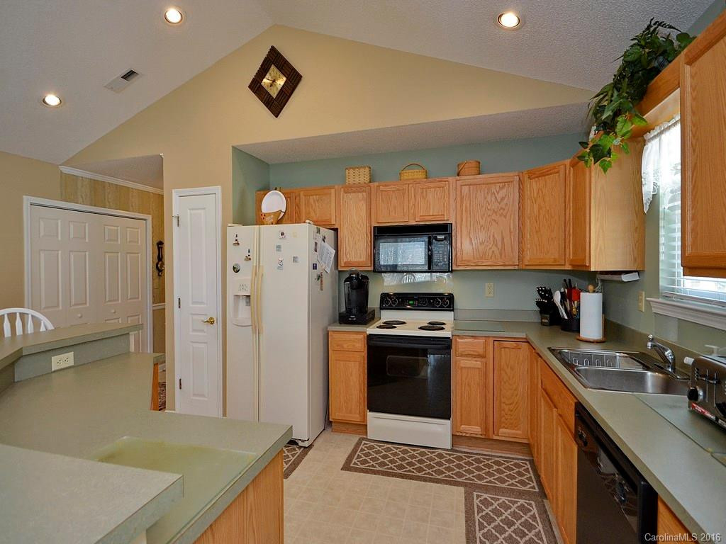 46 Gray Wolf Lane #CONDO 353 - Photo 6