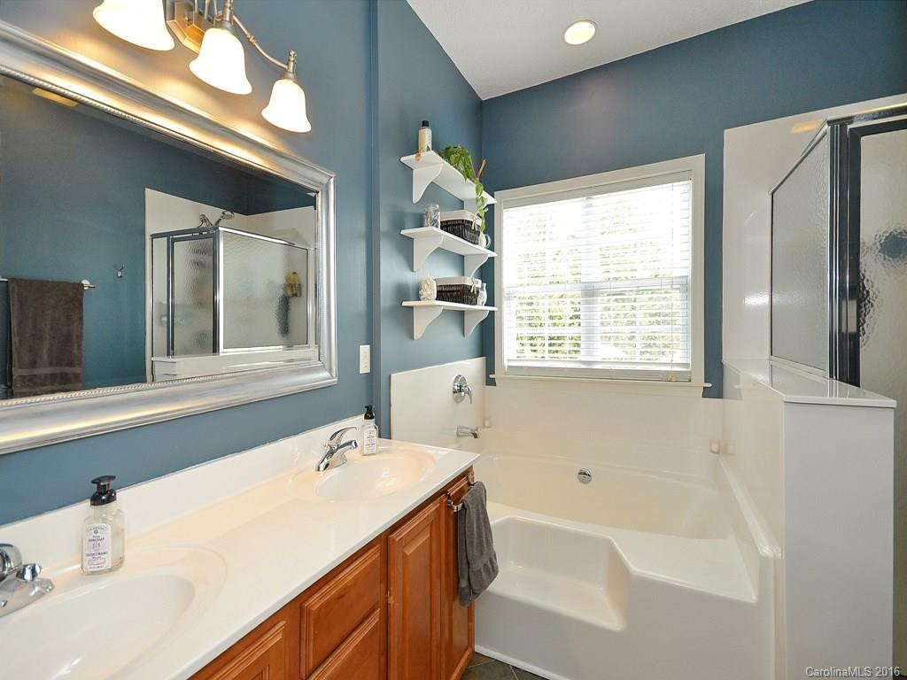 487 English Oak Road - Photo 11