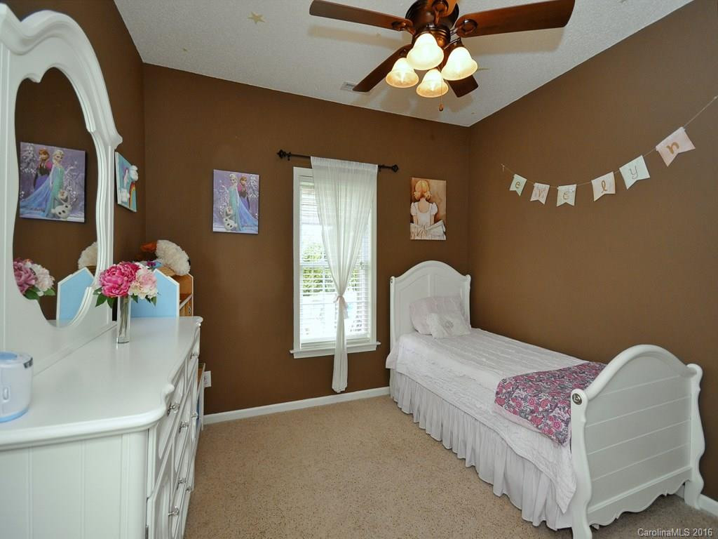 487 English Oak Road - Photo 13