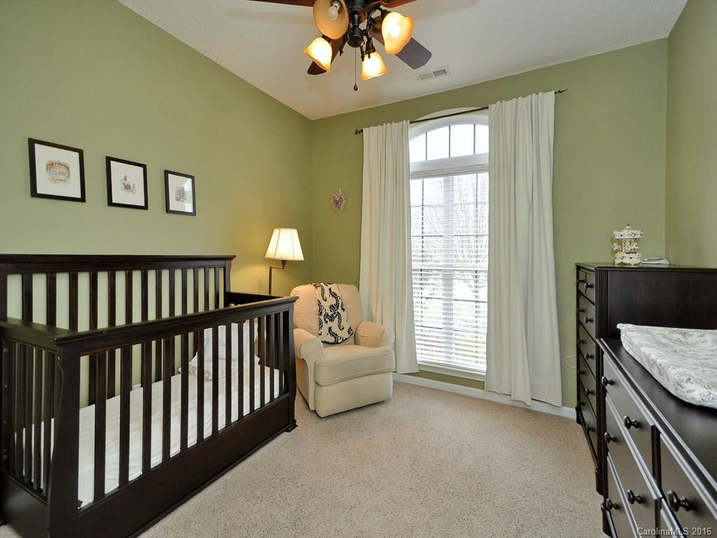 487 English Oak Road - Photo 15