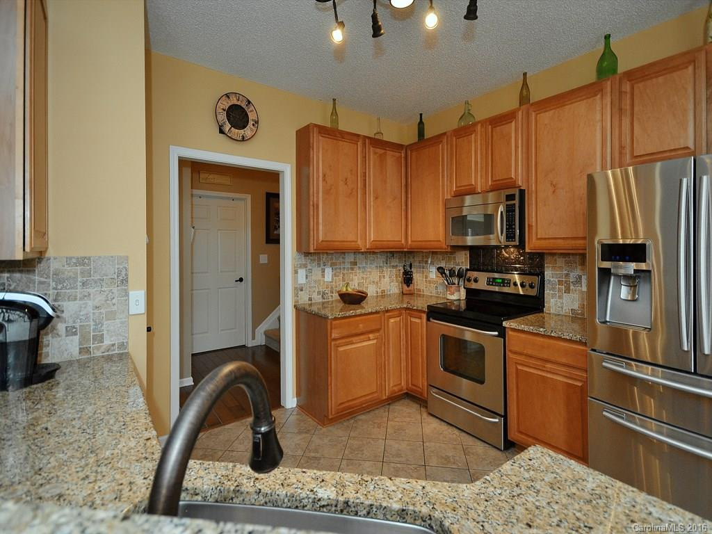 487 English Oak Road - Photo 6