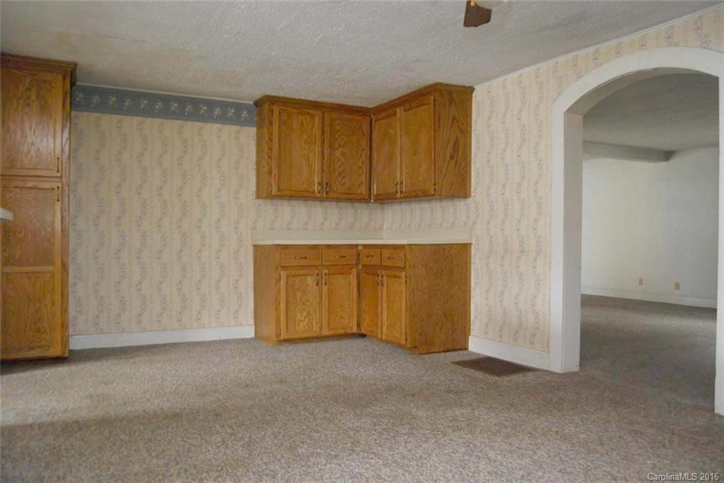 819 Coffee Branch Road - Photo 7