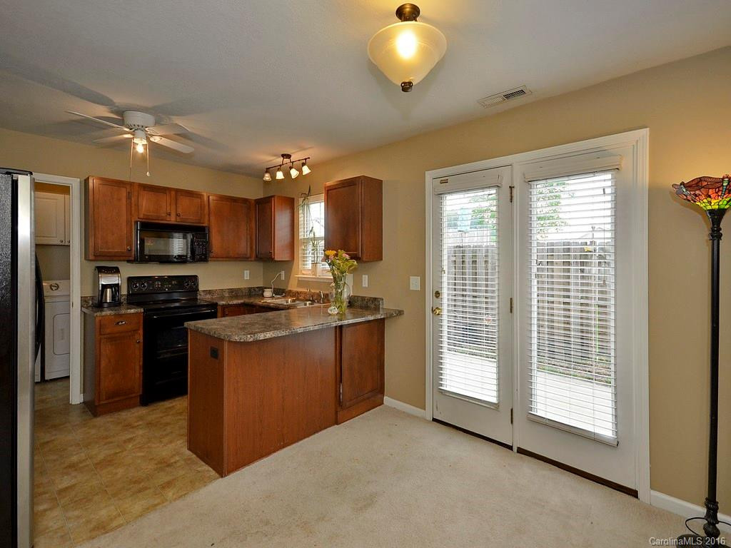 78 Yorktown Circle #n/a - Photo 2