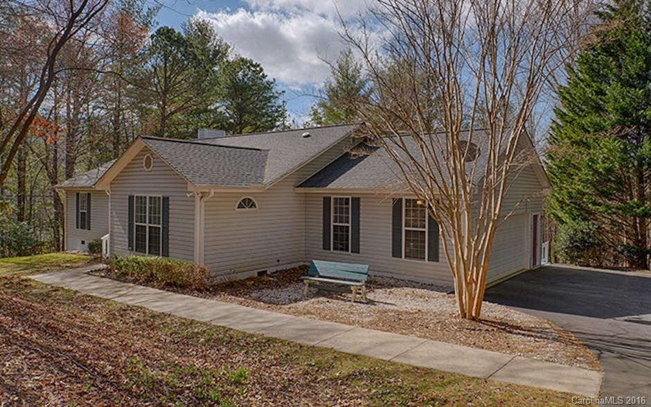 16 Woodland Drive