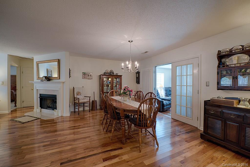 16 Woodland Drive - Photo 8