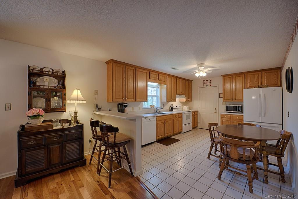 16 Woodland Drive - Photo 9