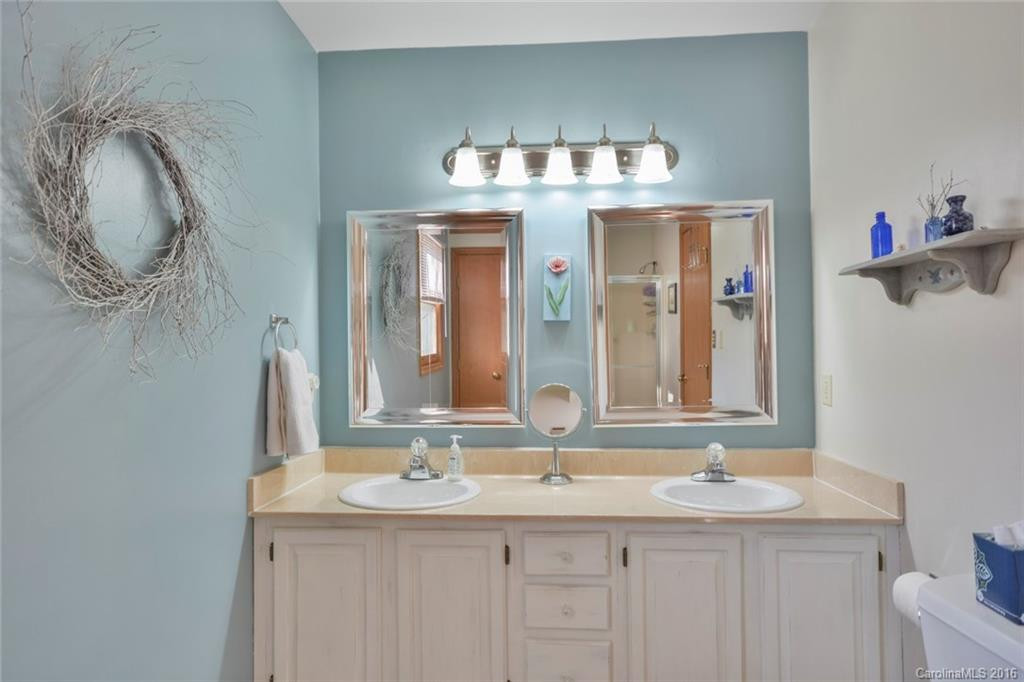 5 Hedge Rose Court #A - Photo 13