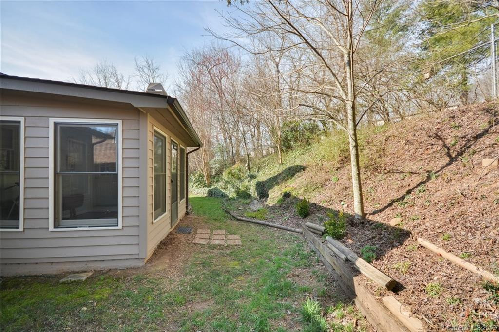 5 Hedge Rose Court #A - Photo 10