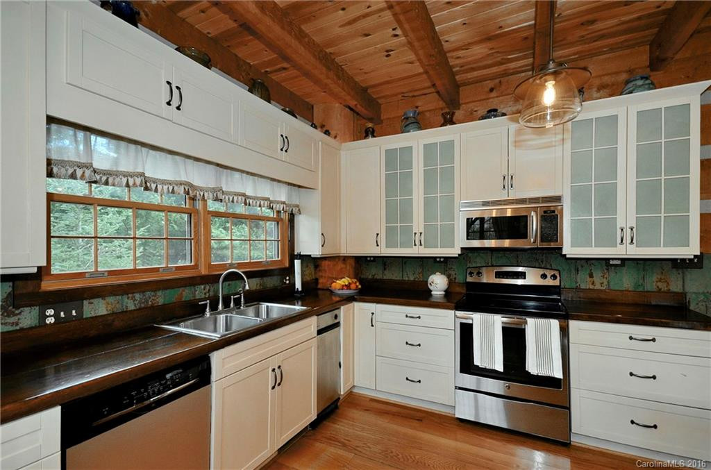 24 Huckleberry Trail - Photo 8
