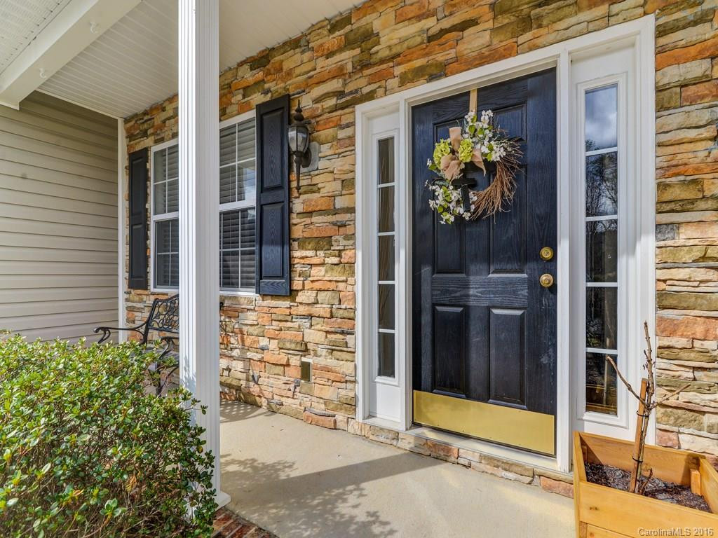 194 Wildbriar Road - Photo 2
