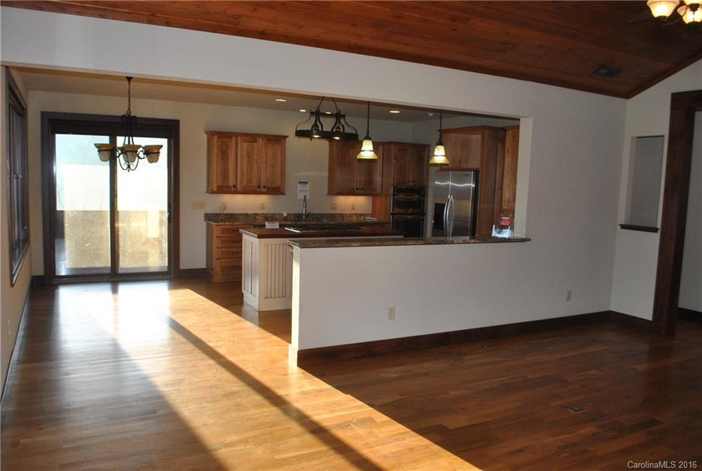 138 Sandy Bottoms Drive - Photo 11