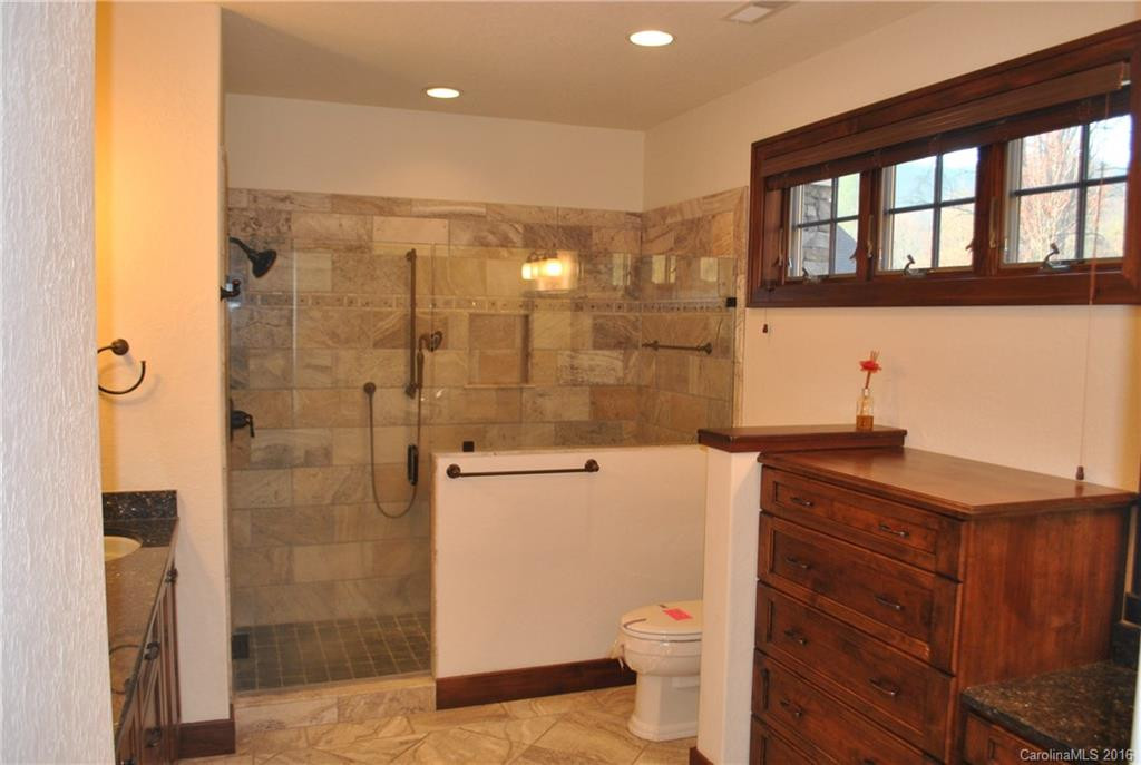 138 Sandy Bottoms Drive - Photo 16