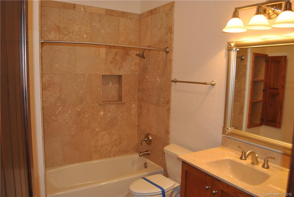 138 Sandy Bottoms Drive - Photo 22