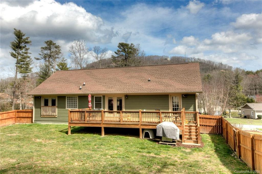 101 North Springs Drive - Photo 13