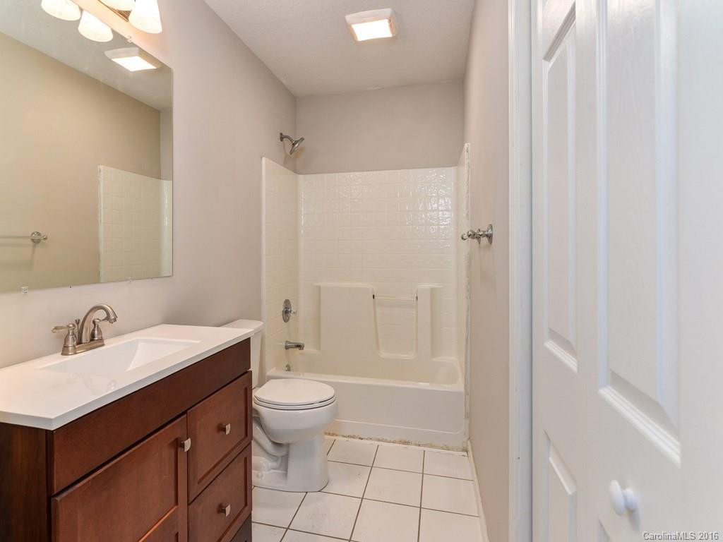 28 Allen Street - Photo 16