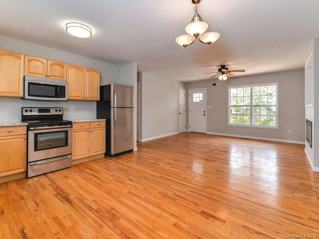 28 Allen Street - Photo 7