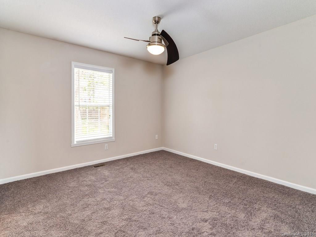 28 Allen Street - Photo 10