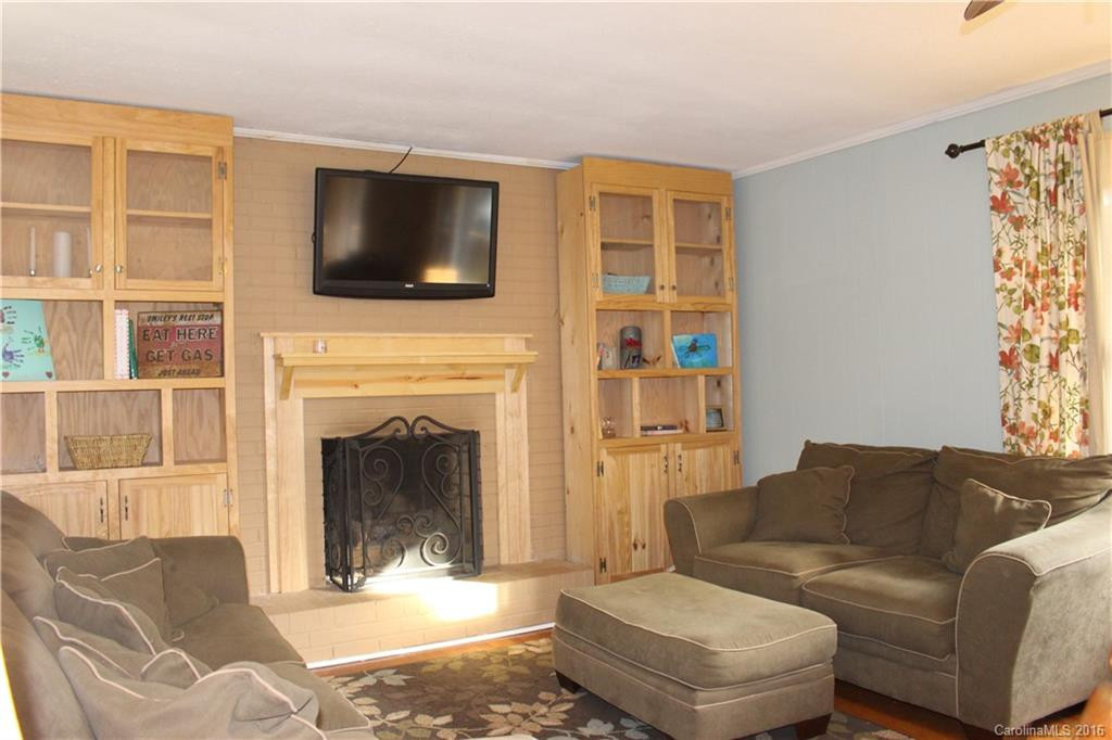 1212 Hebron Road - Photo 5