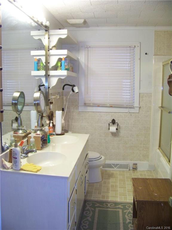 273 Georgia Street - Photo 8