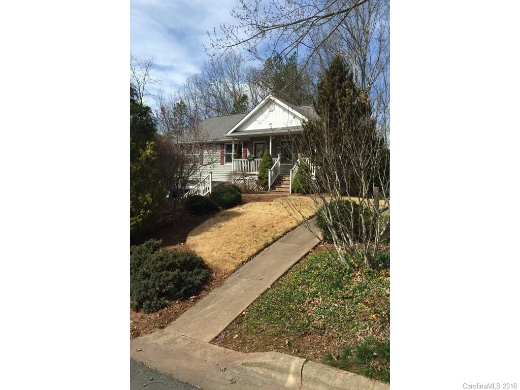 414 Creekside Drive